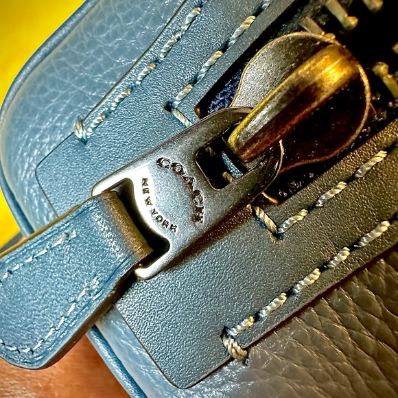 Brand New Coach Travel Set – Wallet, Passport Case, & toiletries bag - Picture 4 of 16